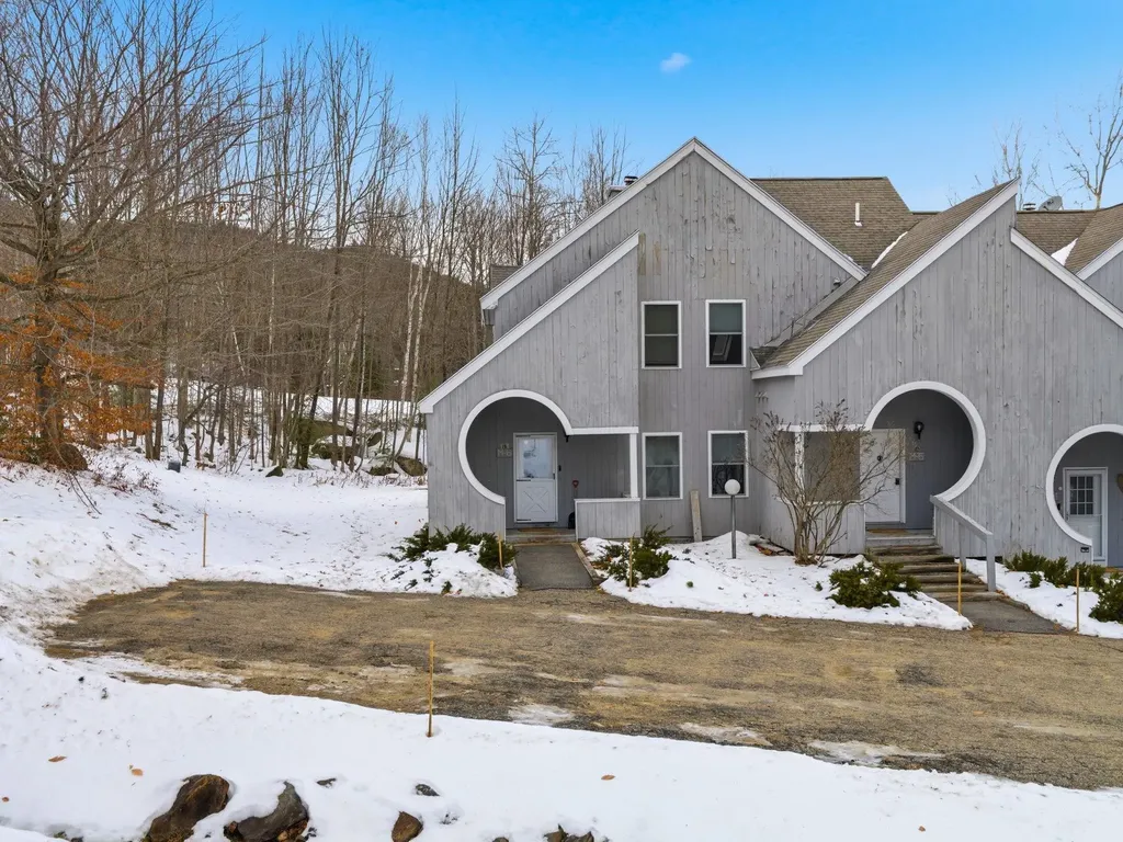 76 Davis Road Plymouth NH 03264