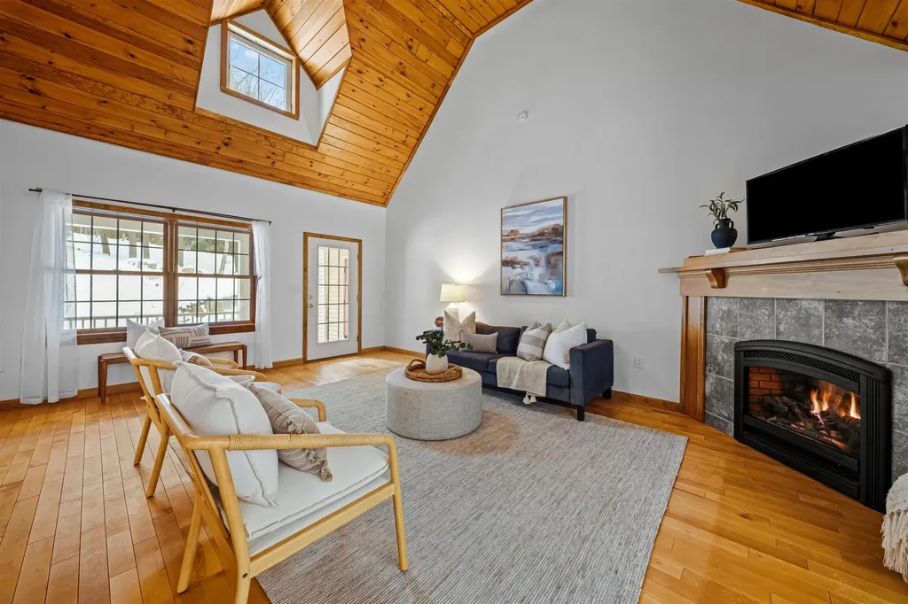 43 Lower Waldron Road Meredith NH 03253