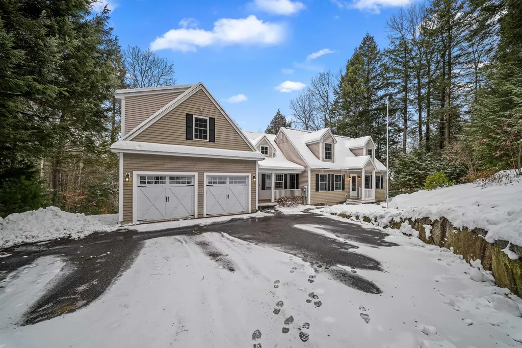 43 Lower Waldron Road Meredith NH 03253