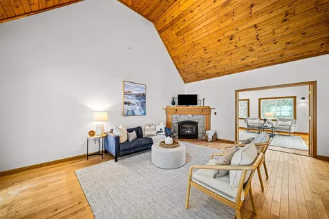 43 Lower Waldron Road Meredith NH 03253