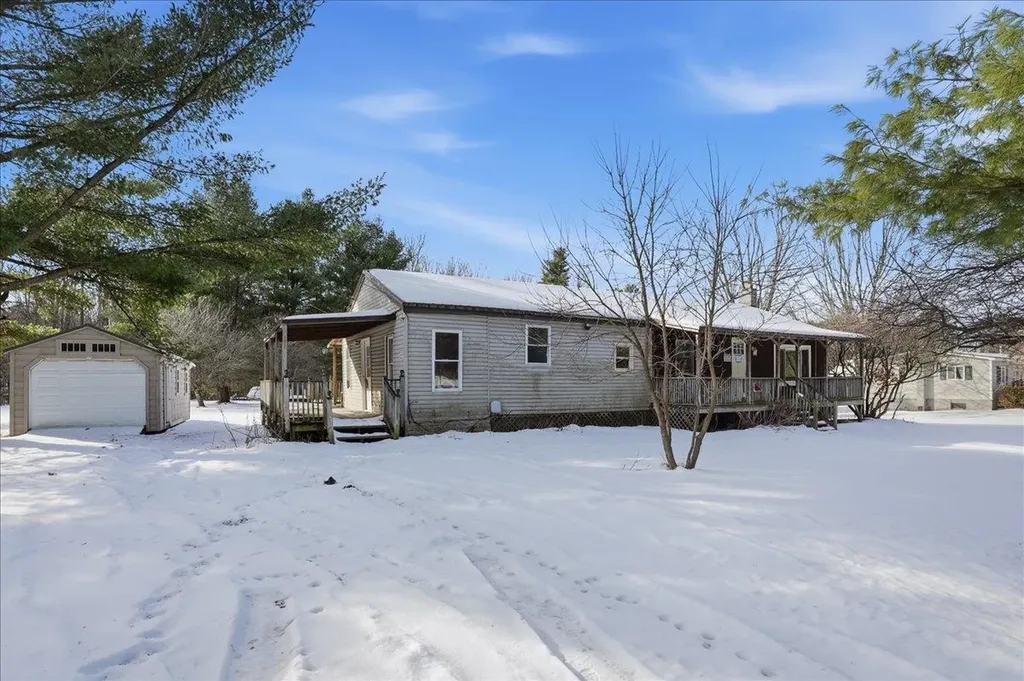 1119 Sand Hill Road Georgia VT 05478