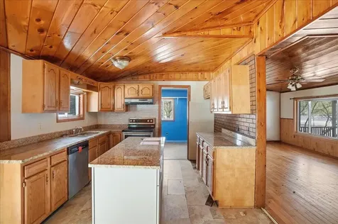 1119 Sand Hill Road Georgia VT 05478