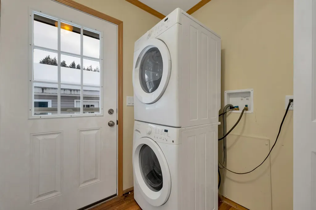 21 Mansfield Woods Way New Hampton NH 03256