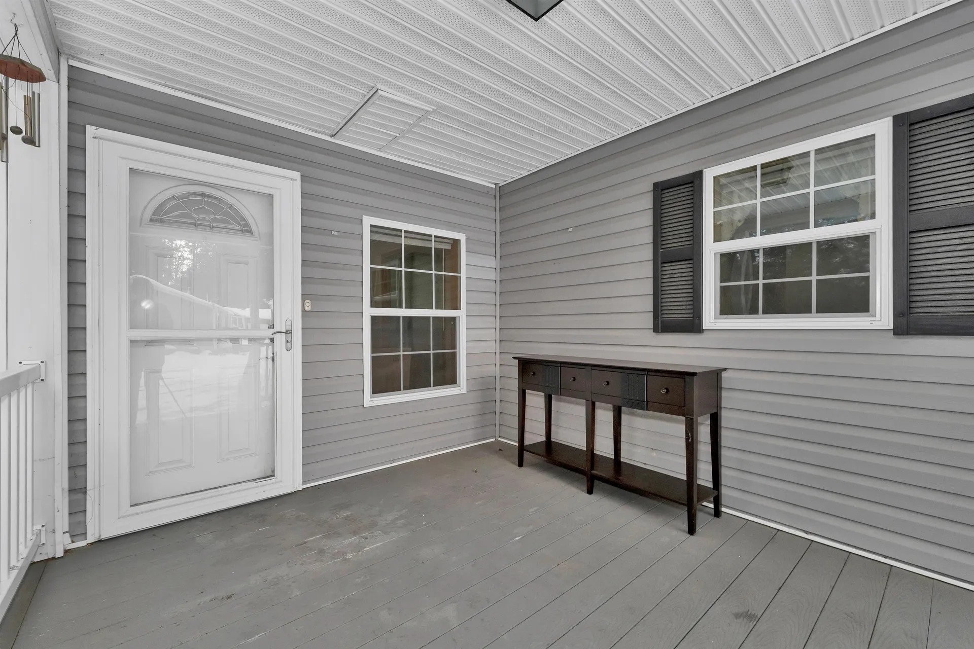 21 Mansfield Woods Way New Hampton NH 03256