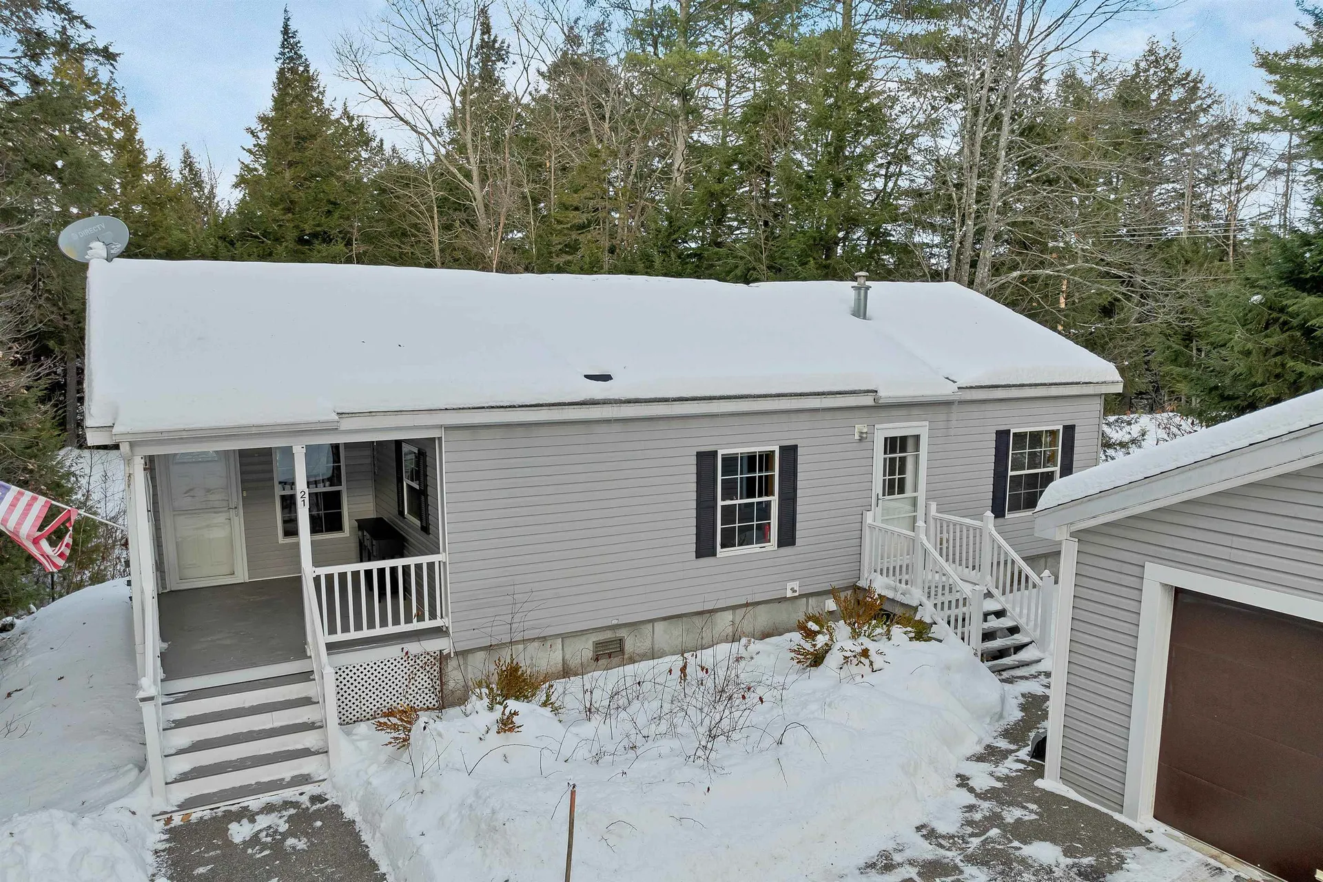 21 Mansfield Woods Way New Hampton NH 03256