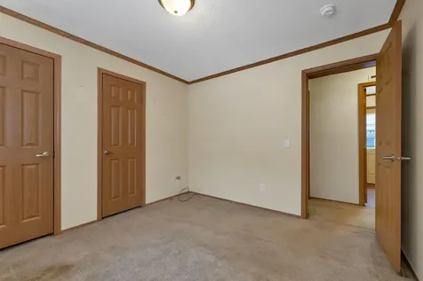 21 Mansfield Woods Way New Hampton NH 03256