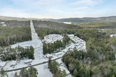 21 Mansfield Woods Way New Hampton NH 03256