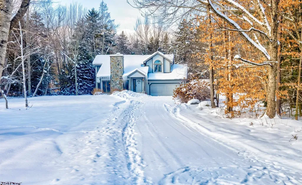 595 Worcester Loop Stowe VT 05672