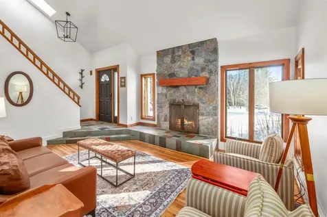 595 Worcester Loop Stowe VT 05672
