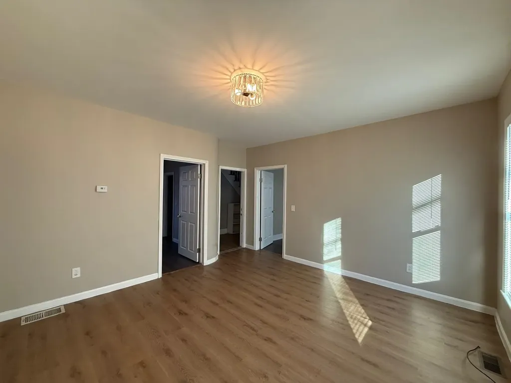 347 Spruce Street Manchester NH 03103