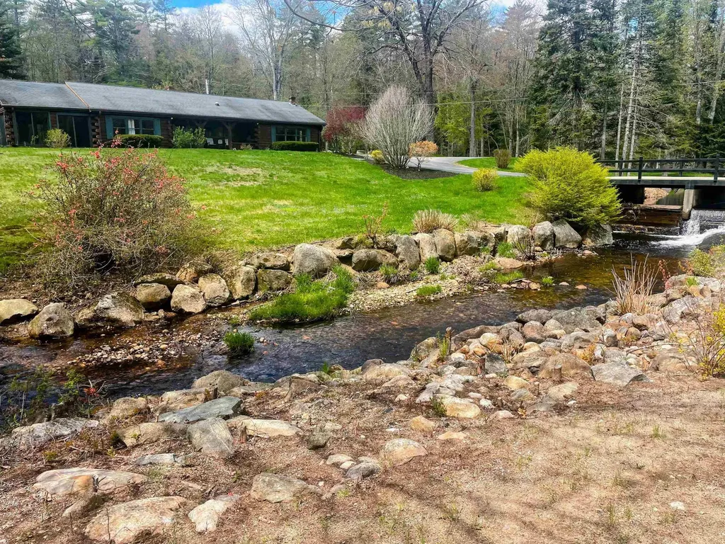 27 Evergreen Valley Road Milton NH 03851