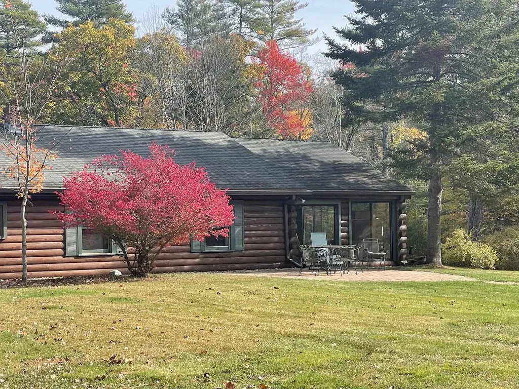 27 Evergreen Valley Road Milton NH 03851
