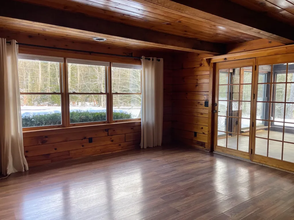 27 Evergreen Valley Road Milton NH 03851