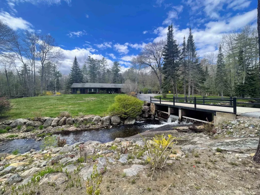 27 Evergreen Valley Road Milton NH 03851