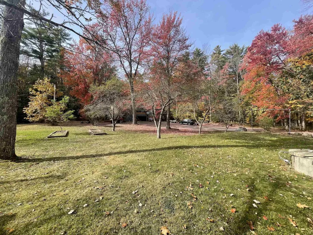 27 Evergreen Valley Road Milton NH 03851