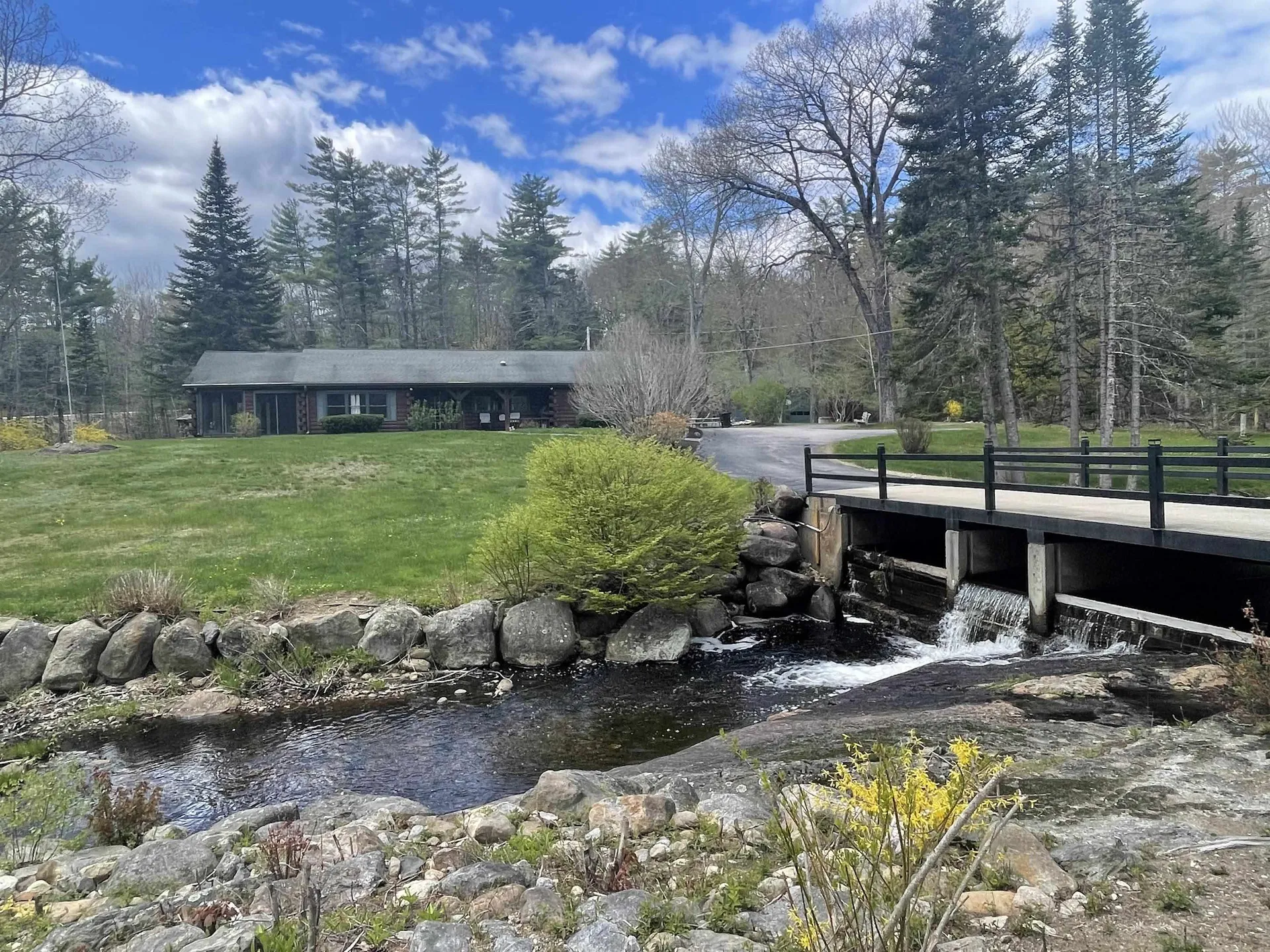 27 Evergreen Valley Road Milton NH 03851