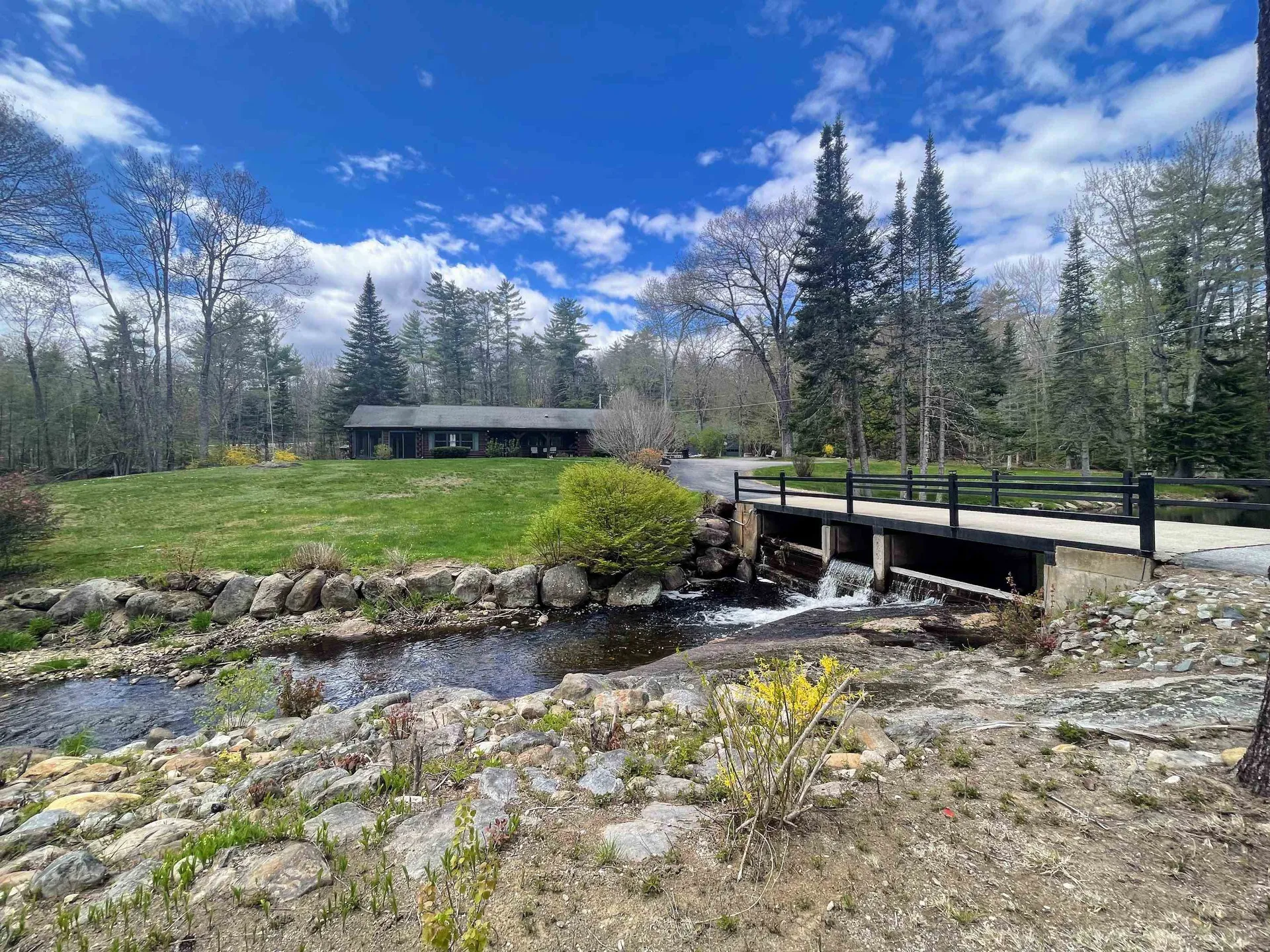 27 Evergreen Valley Road Milton NH 03851