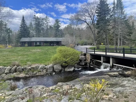 27 Evergreen Valley Road Milton NH 03851