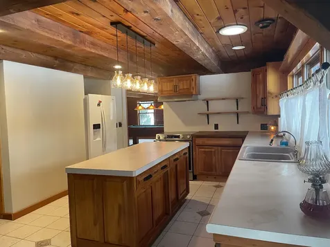 27 Evergreen Valley Road Milton NH 03851