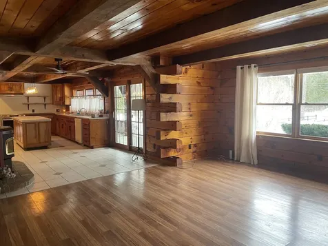 27 Evergreen Valley Road Milton NH 03851