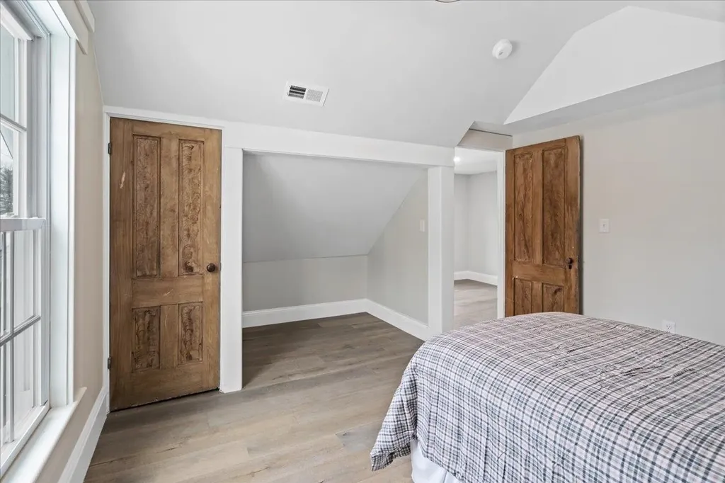 18 Souhegan Street Milford NH 03055