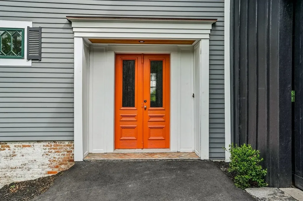 18 Souhegan Street Milford NH 03055