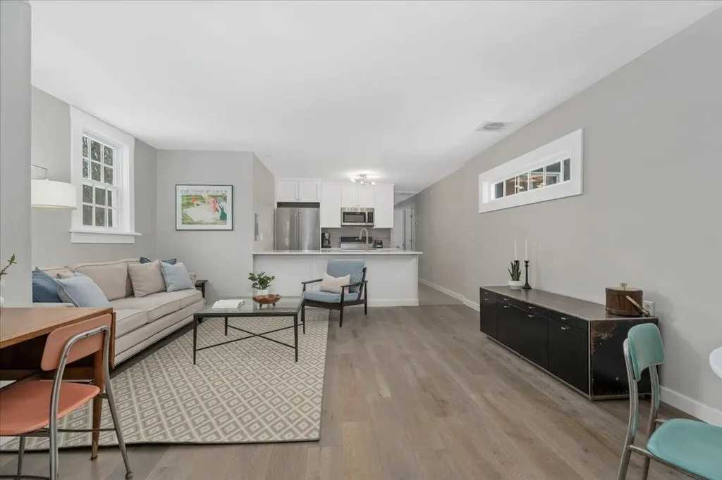 18 Souhegan Street Milford NH 03055