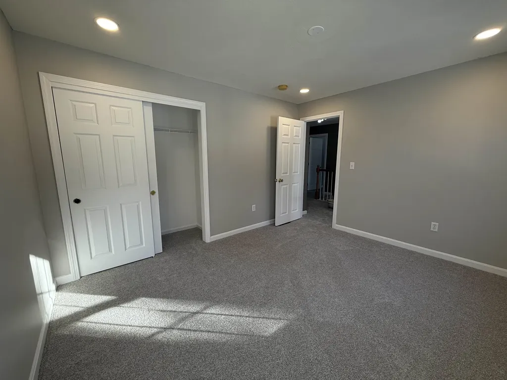 149 Tinker Road Nashua NH 03063