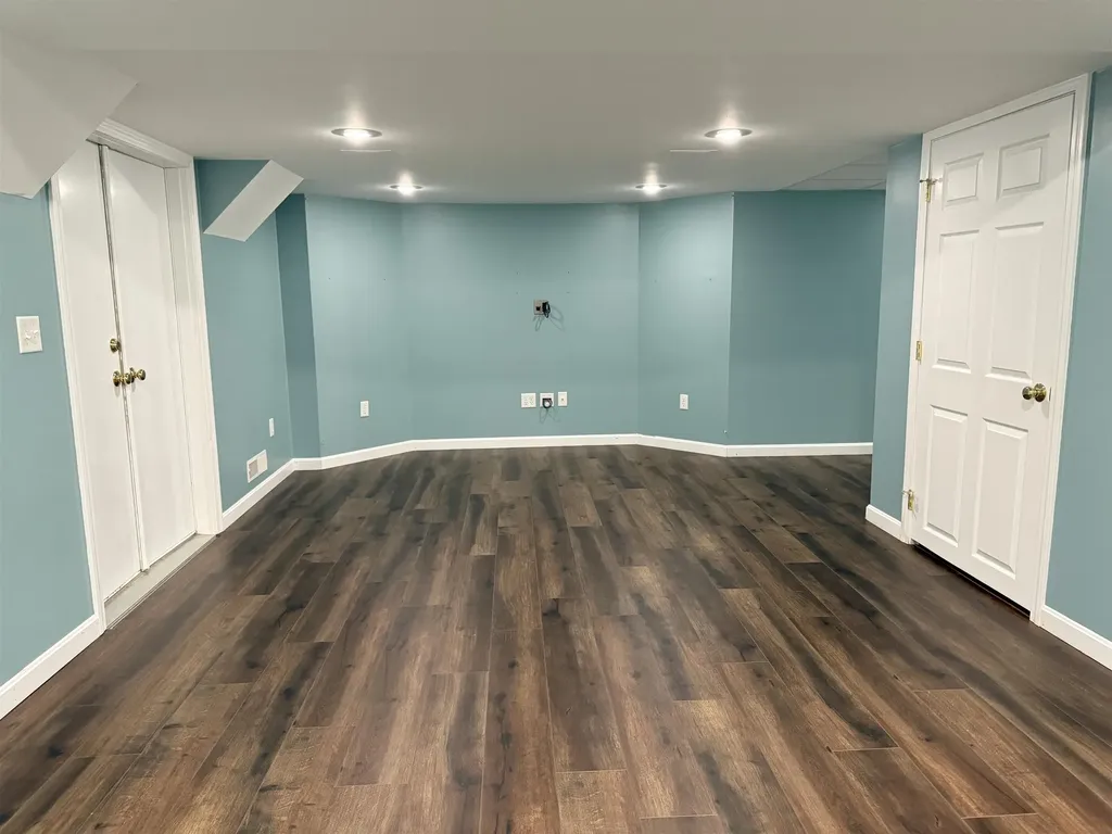 149 Tinker Road Nashua NH 03063