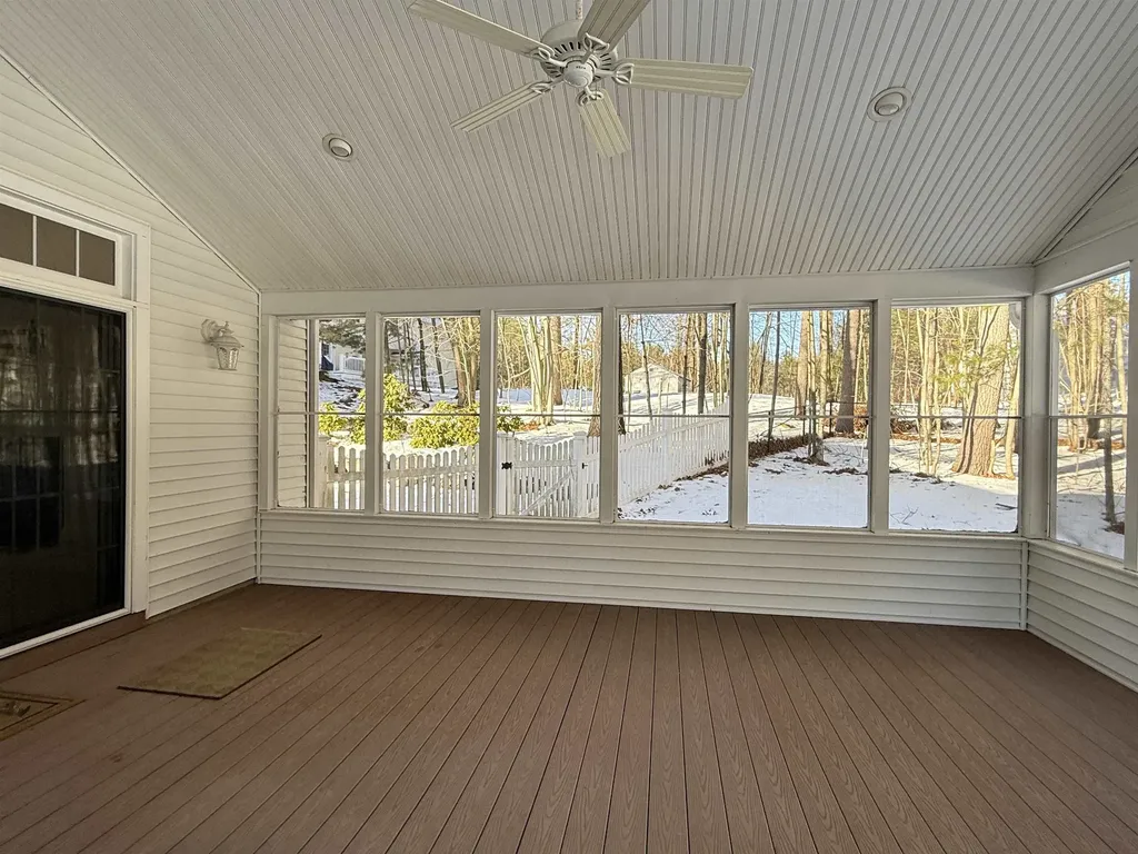 149 Tinker Road Nashua NH 03063