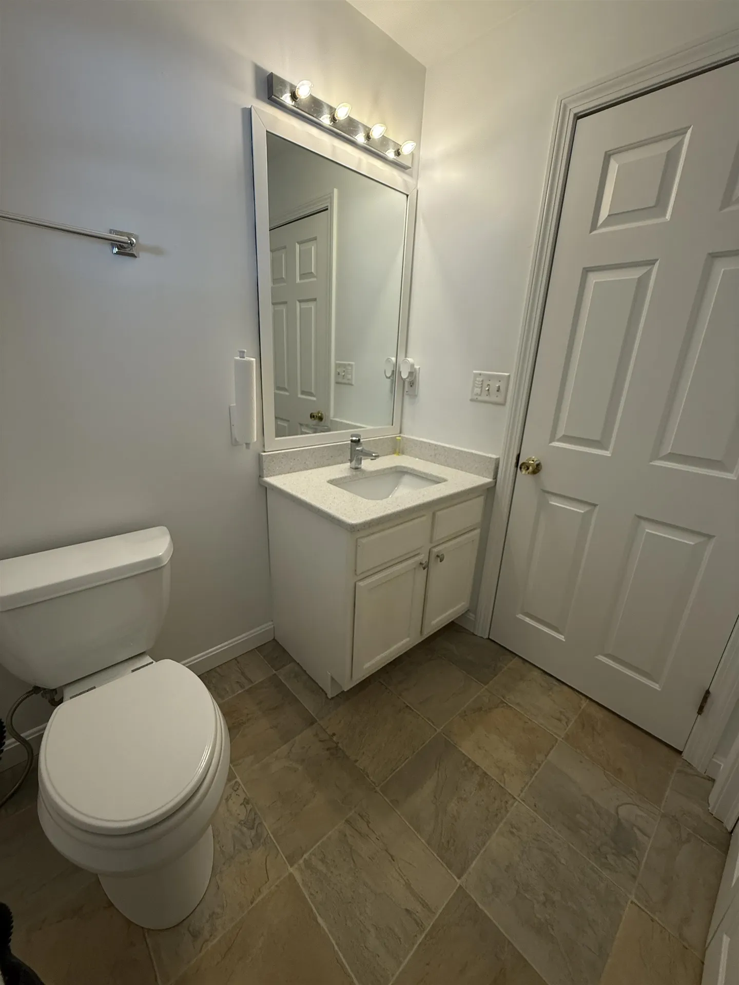 149 Tinker Road Nashua NH 03063