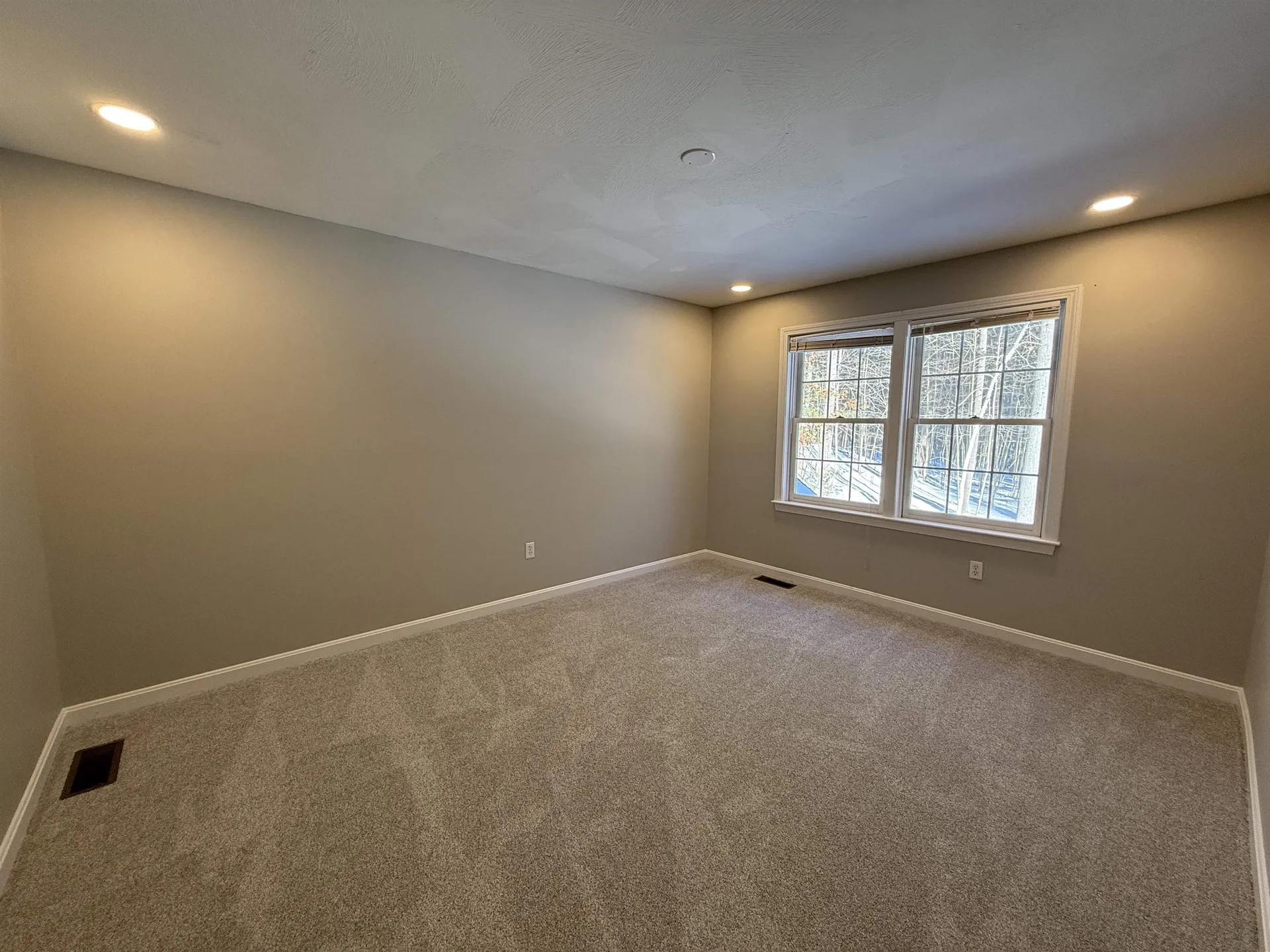 149 Tinker Road Nashua NH 03063