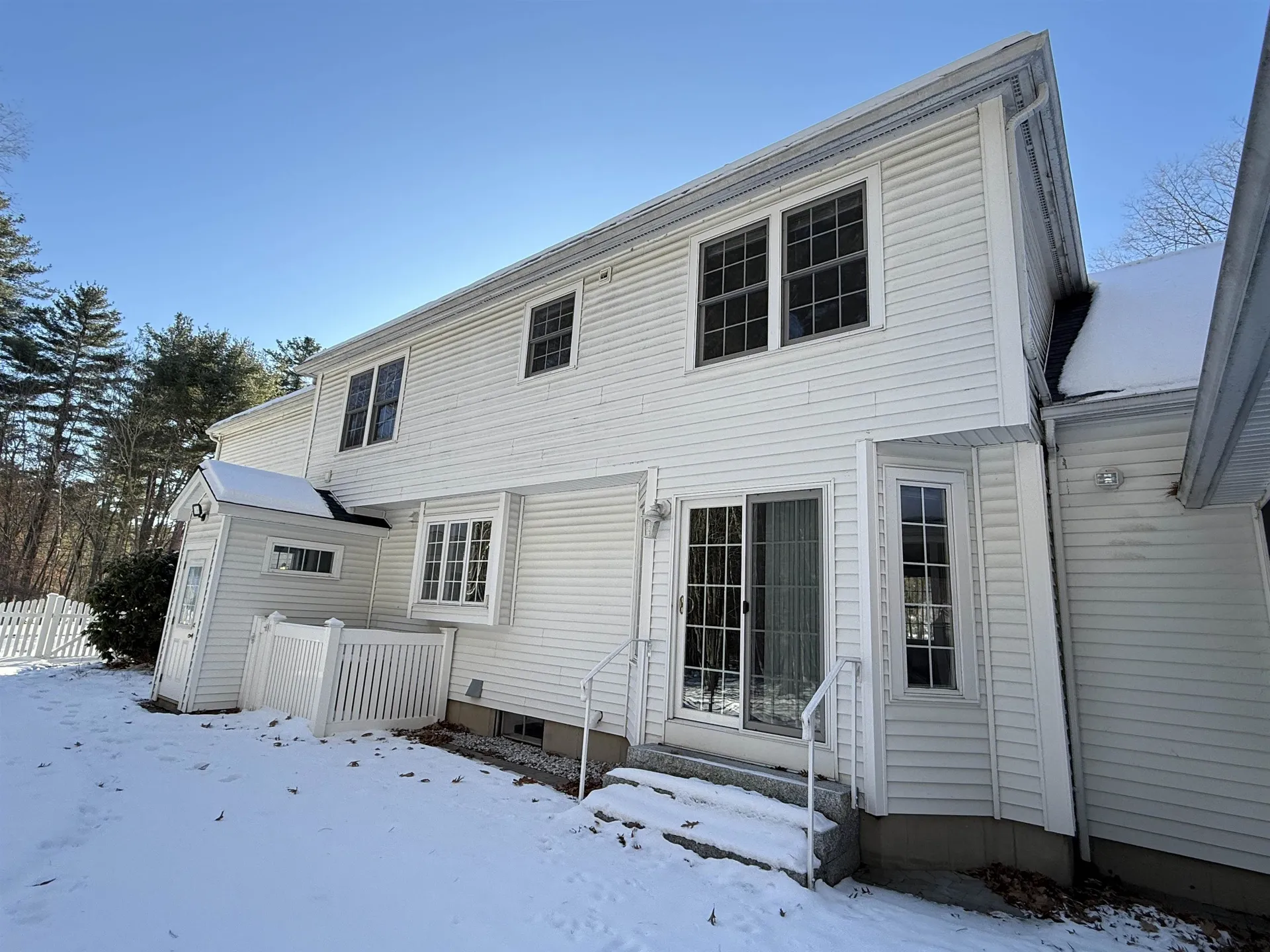 149 Tinker Road Nashua NH 03063