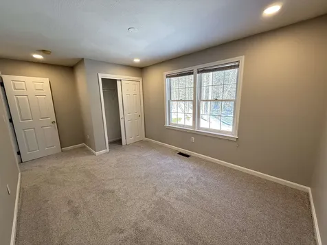149 Tinker Road Nashua NH 03063