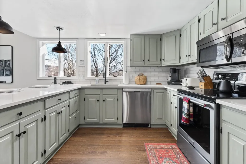 1990 East Mountain Road Killington VT 05751