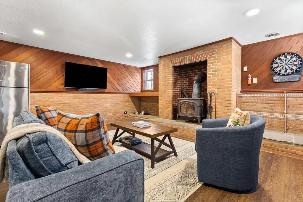 1990 East Mountain Road Killington VT 05751