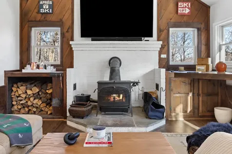 1990 East Mountain Road Killington VT 05751