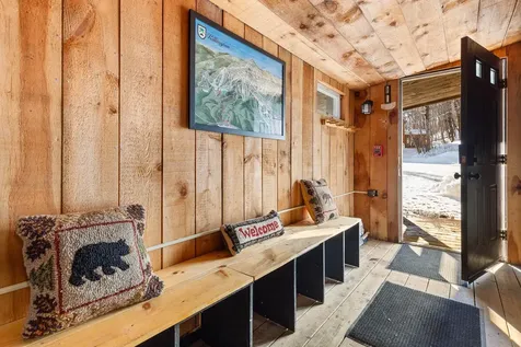 1990 East Mountain Road Killington VT 05751