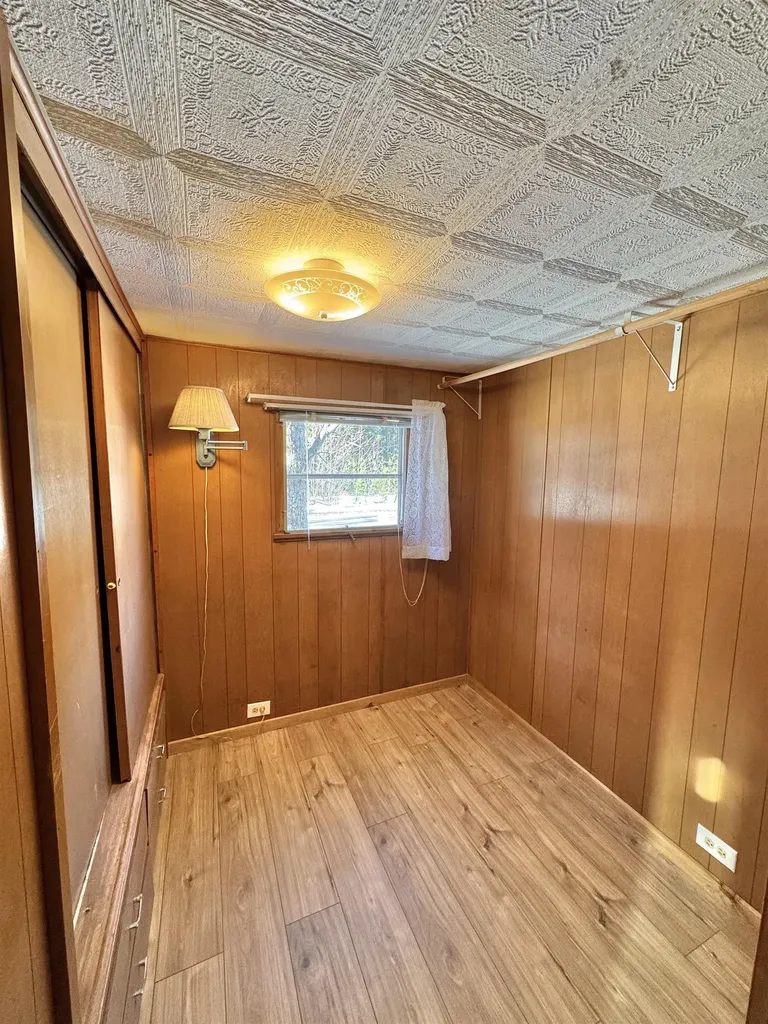 4 Morin Street Holderness NH 03245