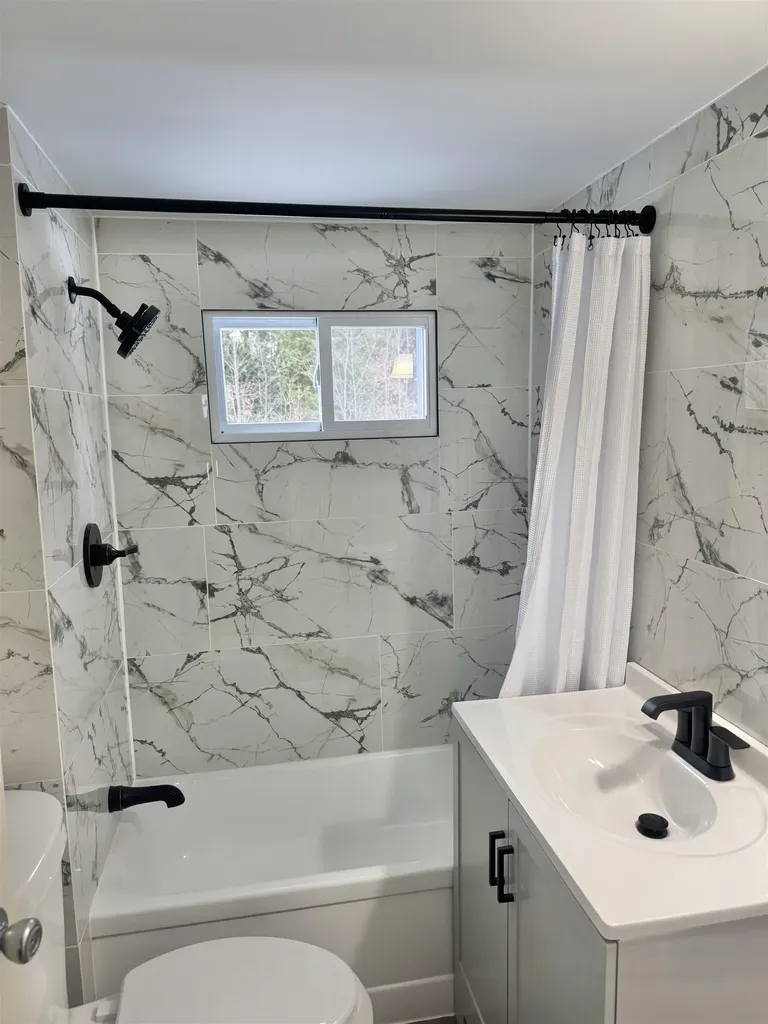 4 Morin Street Holderness NH 03245