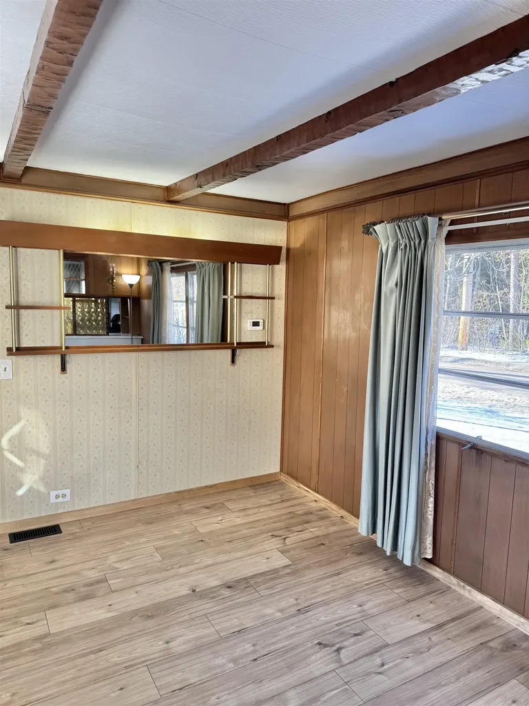 4 Morin Street Holderness NH 03245