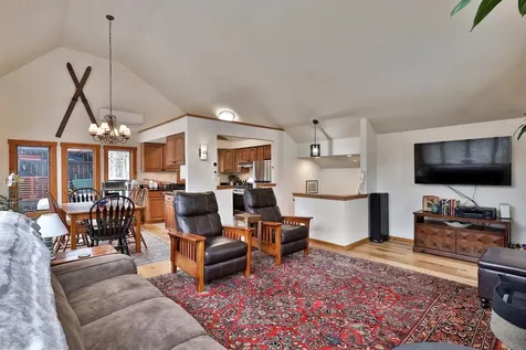 368 Crimson Hawk Road Plymouth VT 05056