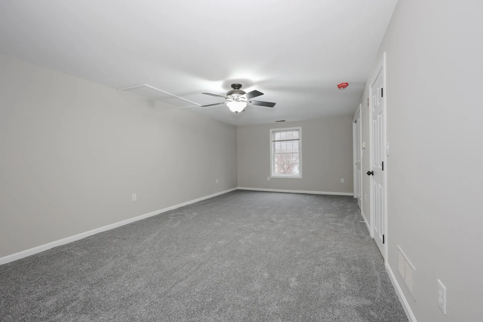 92 Roseanne Lane Manchester NH 03103