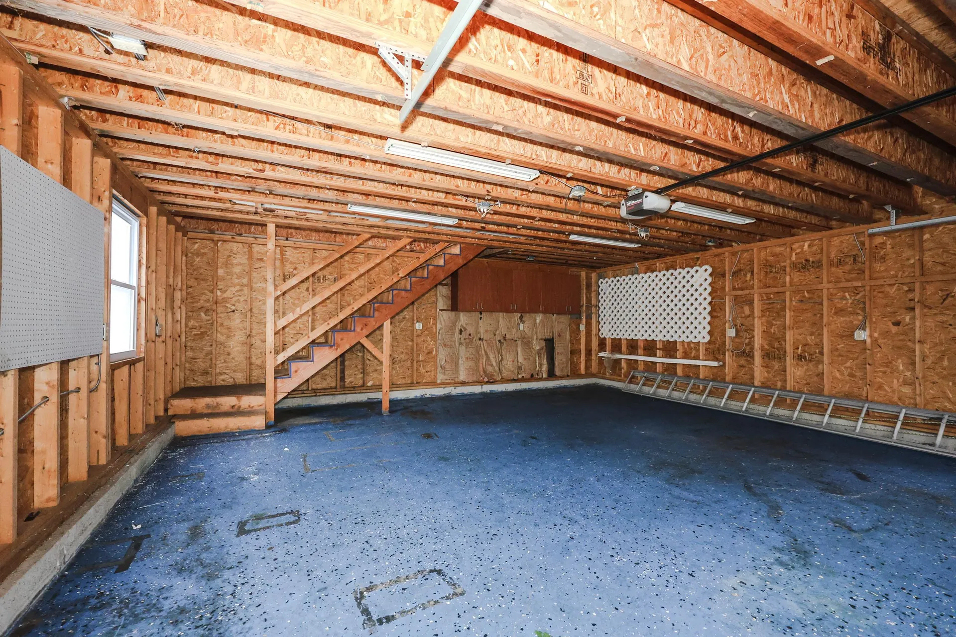 92 Roseanne Lane Manchester NH 03103