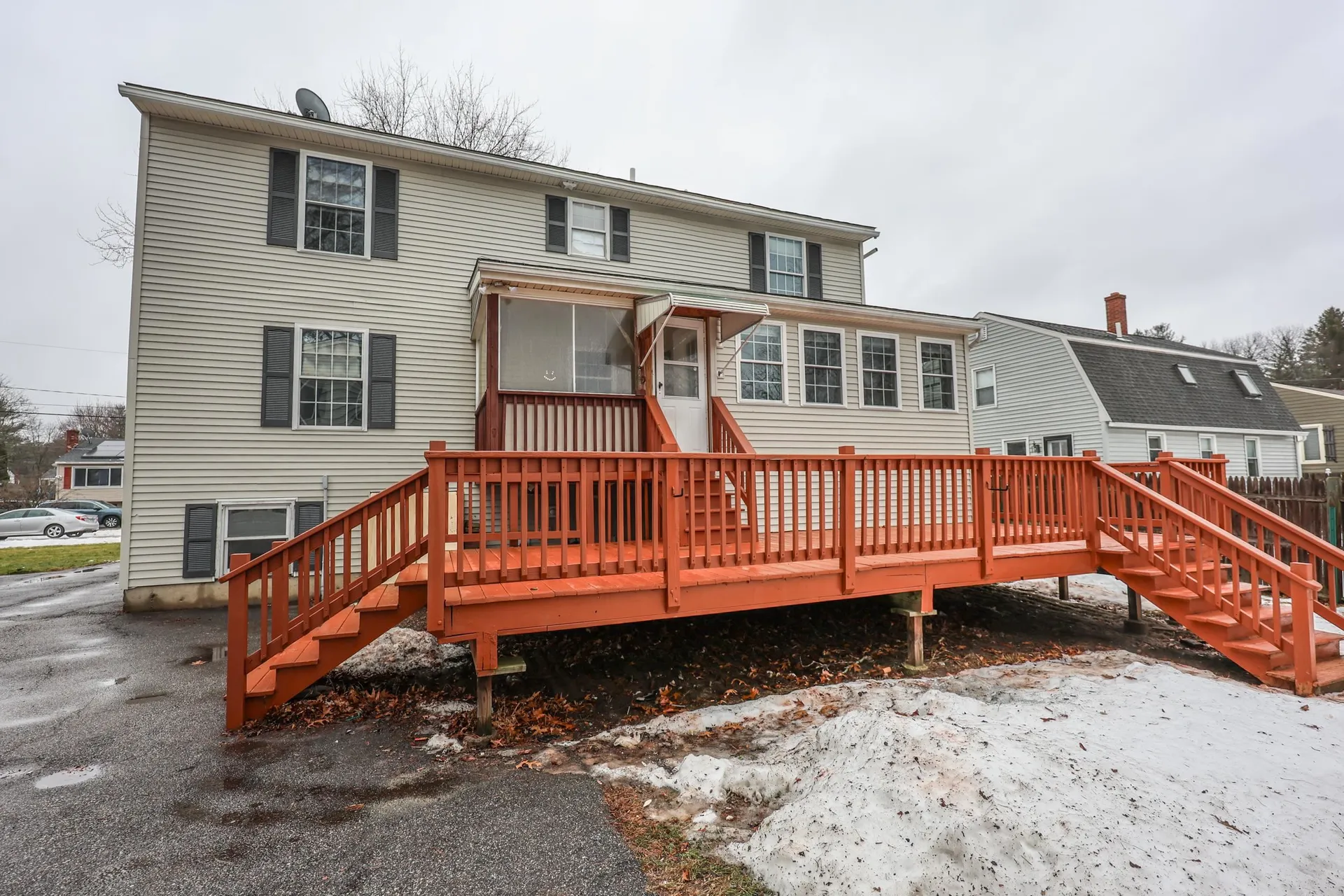 92 Roseanne Lane Manchester NH 03103