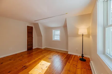 725 Dunlap Farm Road Sunderland VT 05250