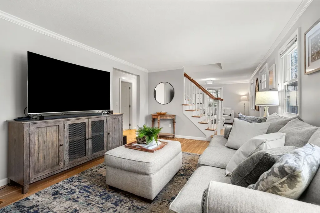 74 S Fremont Street Manchester NH 03103