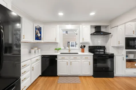 74 S Fremont Street Manchester NH 03103