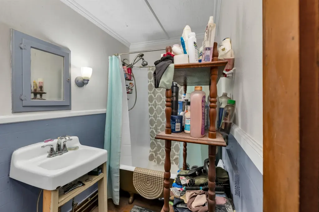 47 Pickering Road Rochester NH 03867