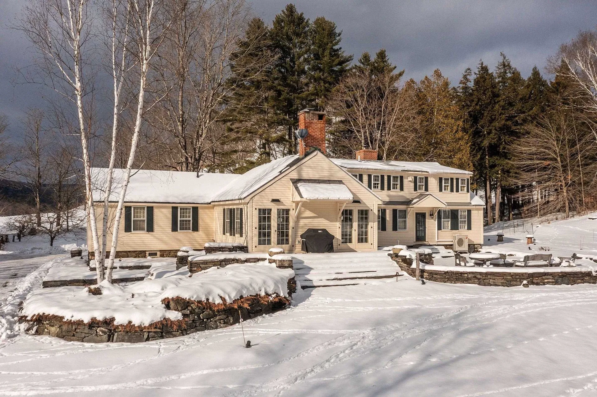 74 Barber Hill Road Pomfret VT 05067